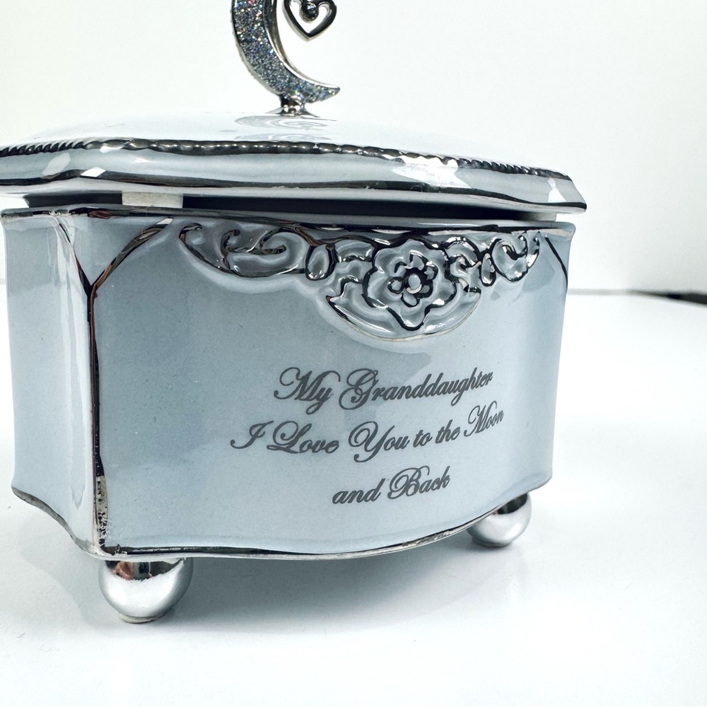 The Bradford Exchange Silver Moonlight Music Box Granddaughter I Love You Gift - Picture 3 of 9